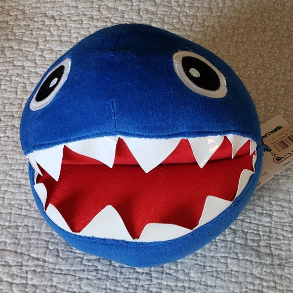 A set of 2 Super Mario and 1 Kirby stuffies - Picture 3 of 16